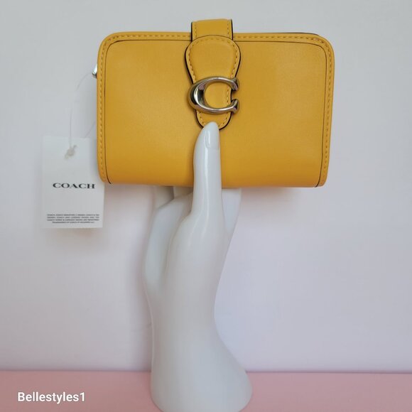 COACH Tabby Smooth Leather Medium Bifold Wallet – Canary color - Picture 1 of 16